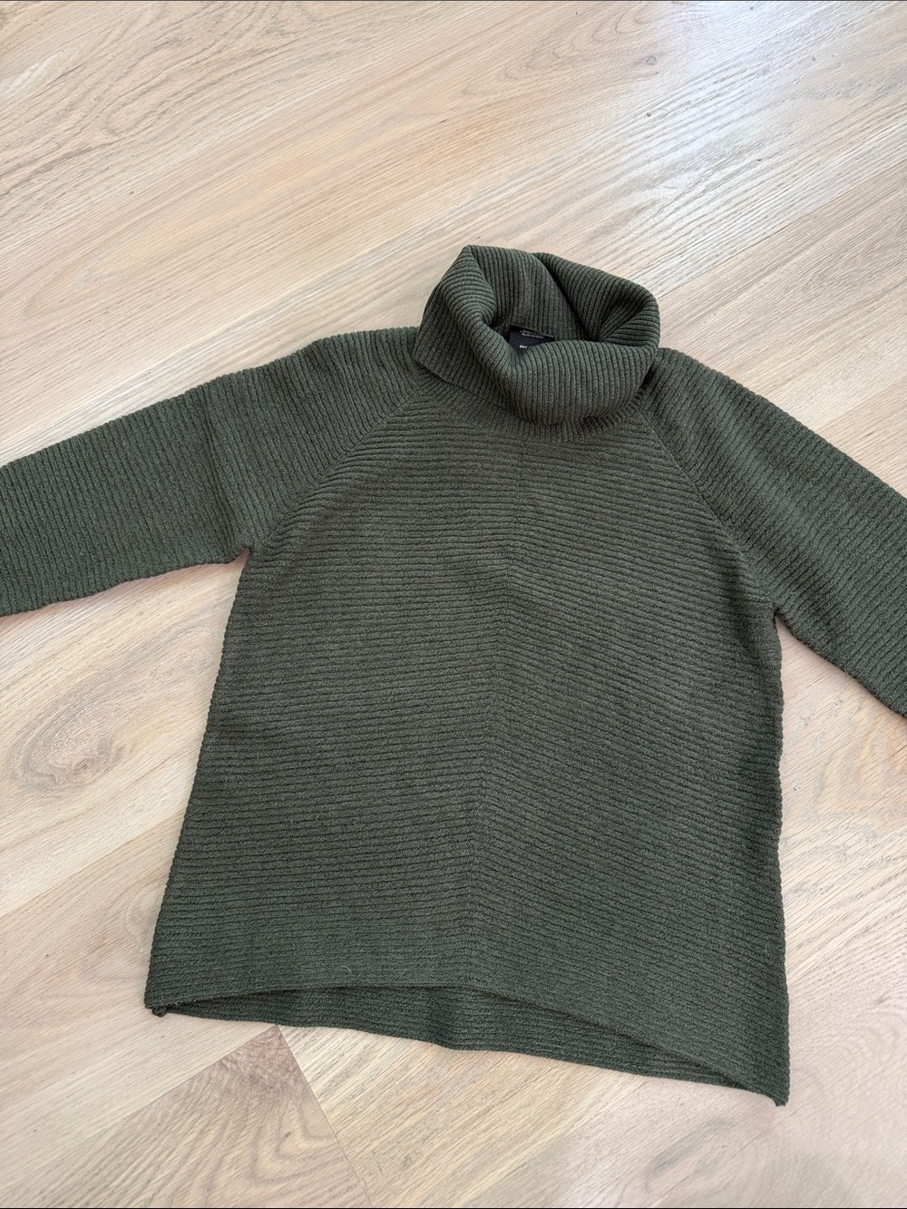 KUHL Lea Pullover Olive Green Ribbed Cowl Neck Sweater Size XS - Picture 2 of 7